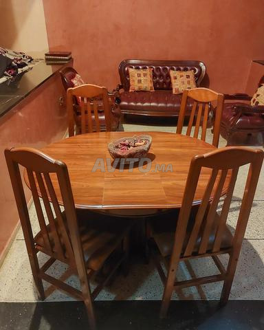 Table ronde extensible en bois avec 4 chaises - 2