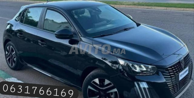 Peugeot 208 Diesel Manuelle 2024 à Casablanca - 2