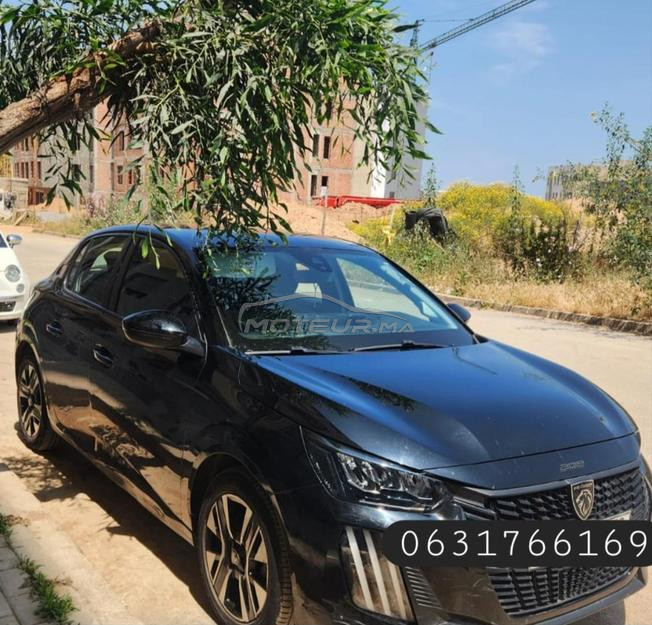 Peugeot 208 Diesel Manuelle 2024 à Casablanca