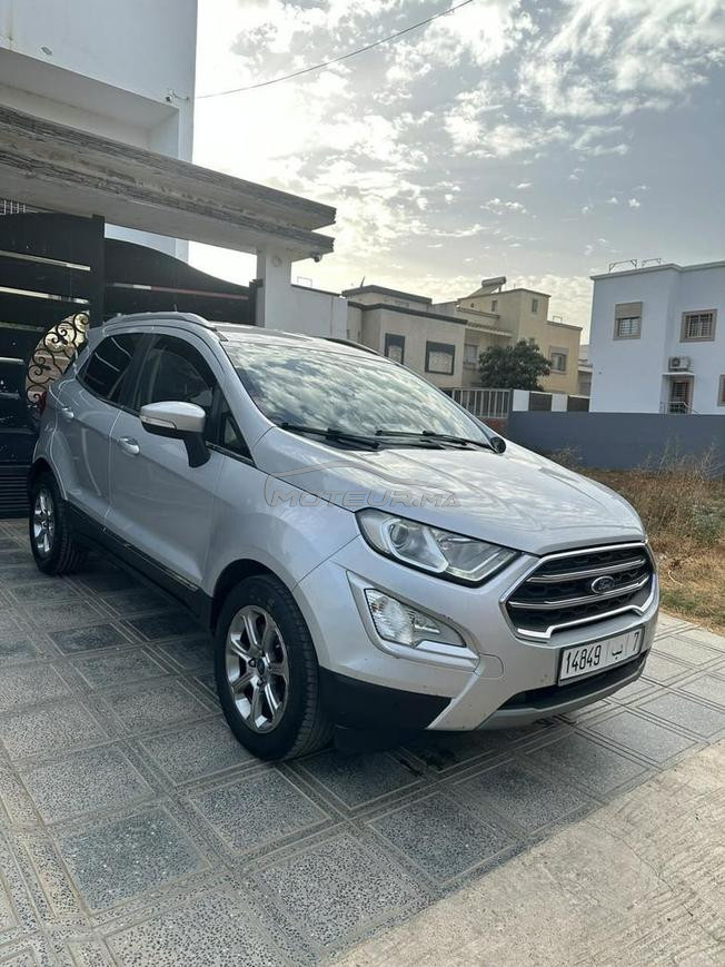 Ford très neuf