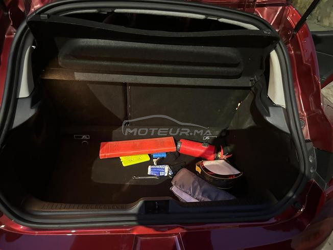 voiture cli4 rouge