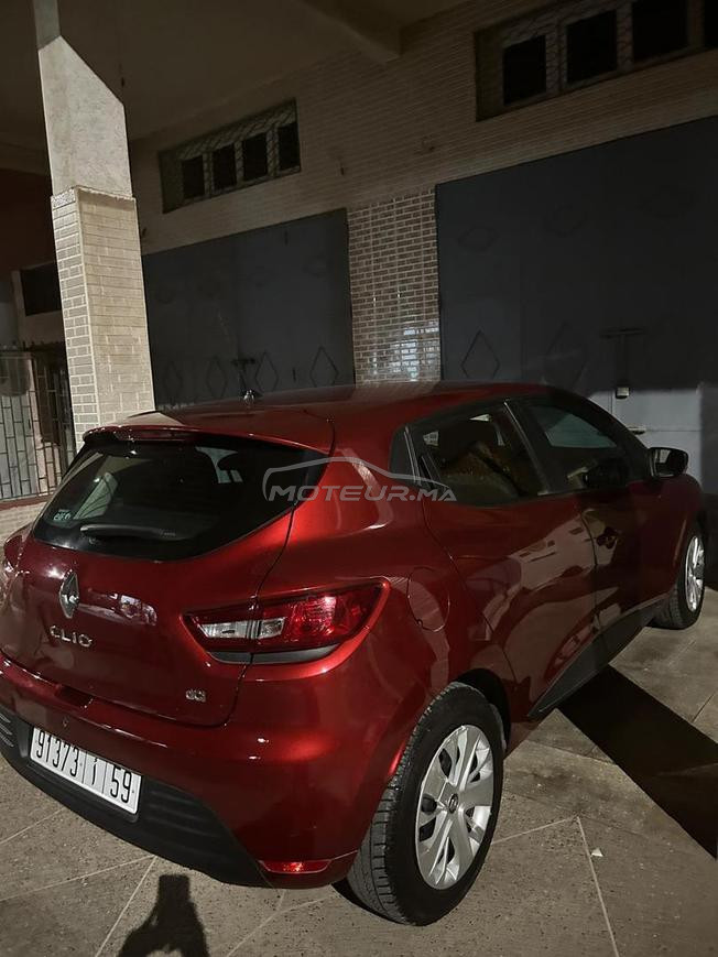 voiture cli4 rouge