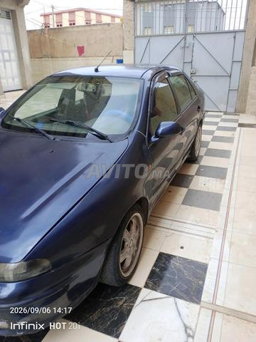 Bonjour, voiture sportive à roues acquises - 2