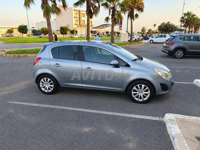 opel corsa D - 2