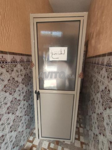 Porte en aluminium