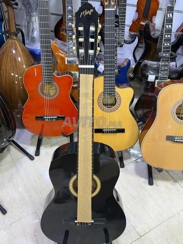 guitare classique marque Maria - 2