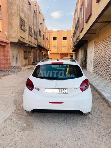 Puegeot 208 ديزل M 2016 - 2