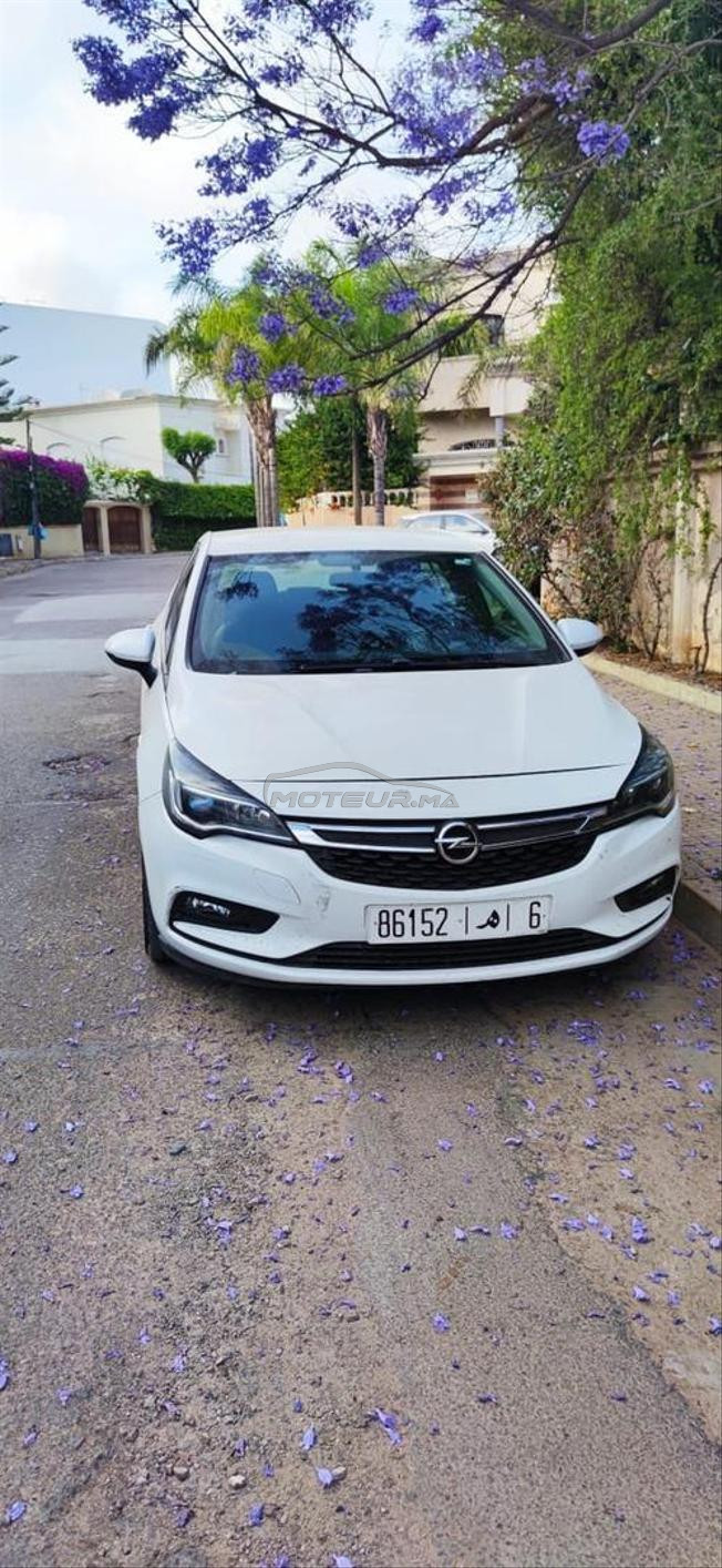 Opel astra 2017 à vendre