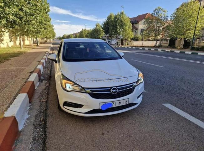 Opel astra 2017 à vendre