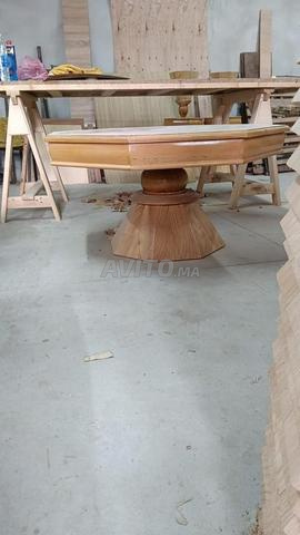 Table grande avec 4 tiroirs - 2