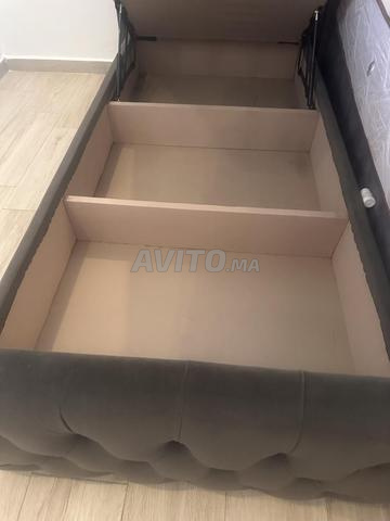 Lit rembourré en cuir avec matelas solide - 2