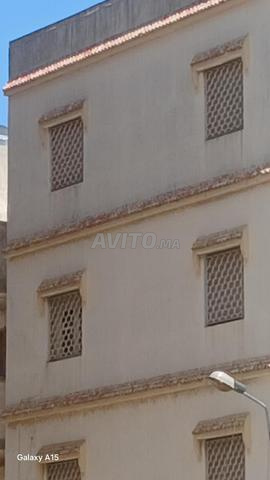 منزل 55 م² للبيع، الطابق الثالث في بن دبان، طنجة، قريب من جامع merah و rendpoint