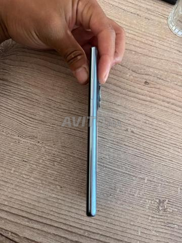 Téléphone en bon état utilisé pendant 4 mois avec garantie - 2