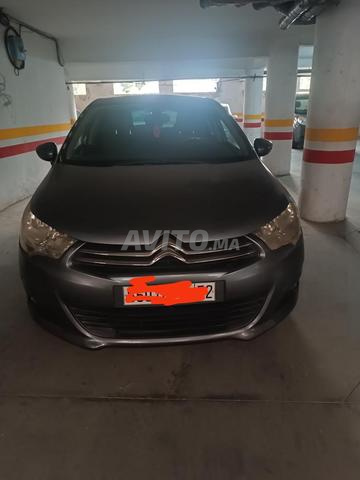 Je mets en vente voiture C4 modèle 2012