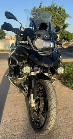BMW Gs 1200Adv Triple Black en très bon état