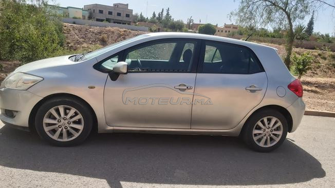 Toyota auris 2007 dewana 2016 