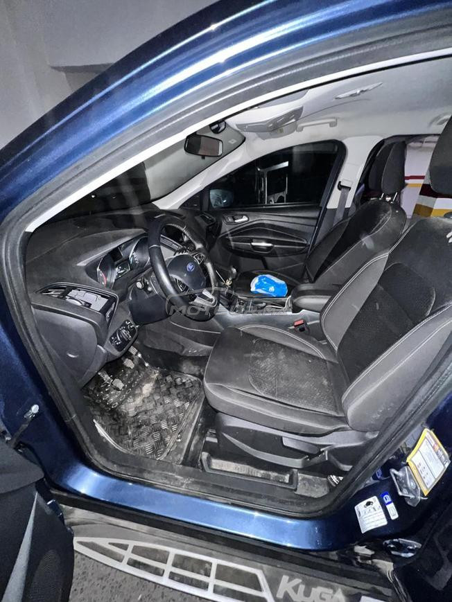 ford Kuga juin 2019 avec 40k de parcourus 