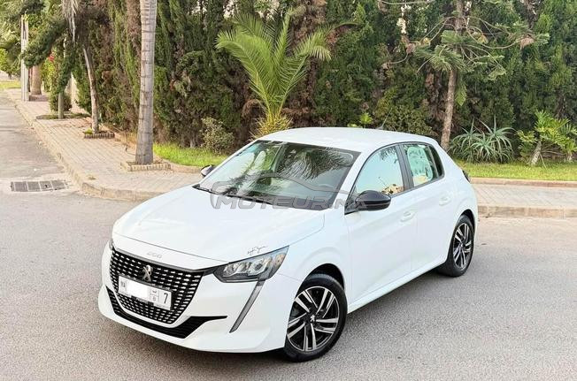 Peugeot 208 Diesel Manuelle 2023 à Casablanca