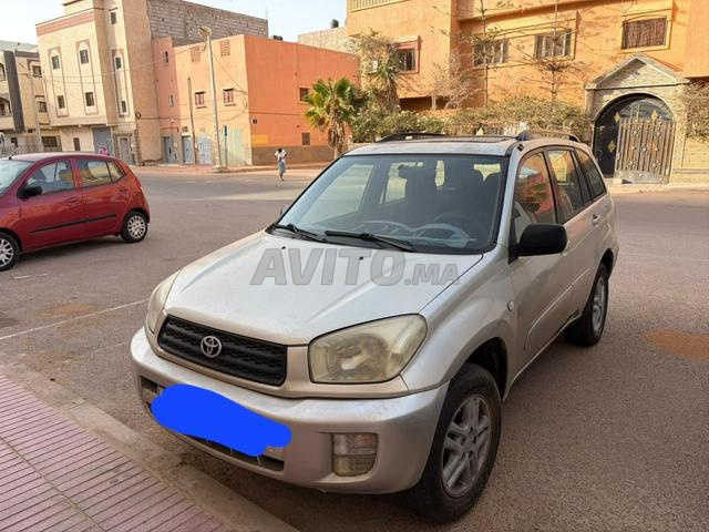 تويوتا RAV-4 بنزين يدوي 2001 في العيون - 2