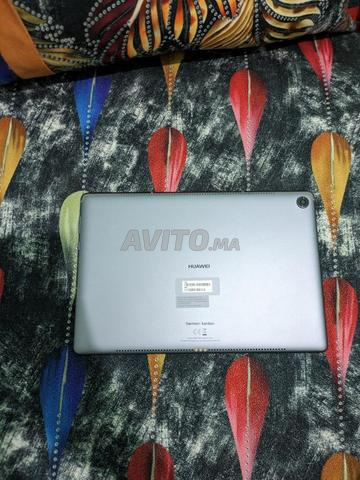 Tablette Huawei 32 Go, 4 Go de RAM