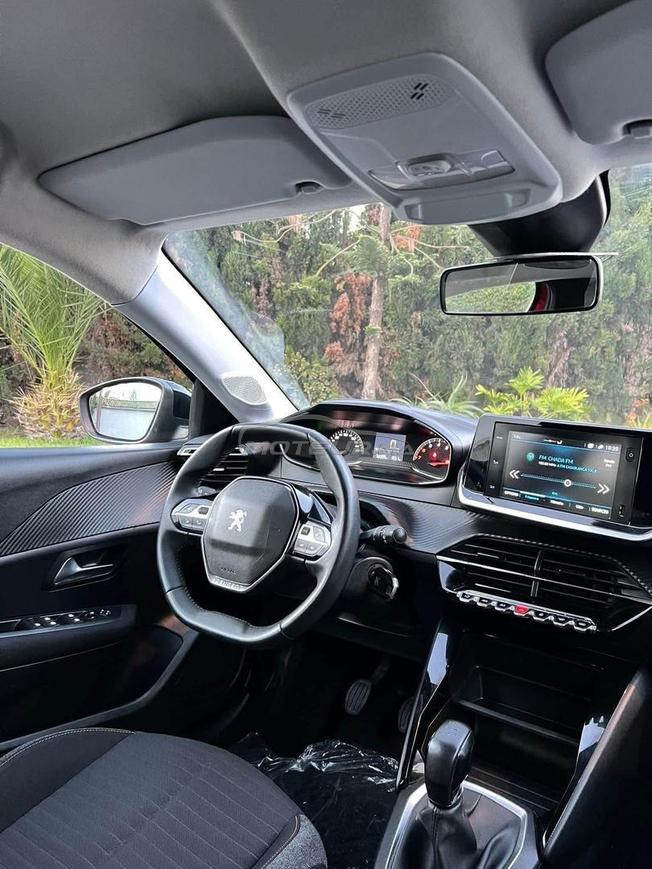 Peugeot 208 Diesel Manuelle 2023 à Casablanca