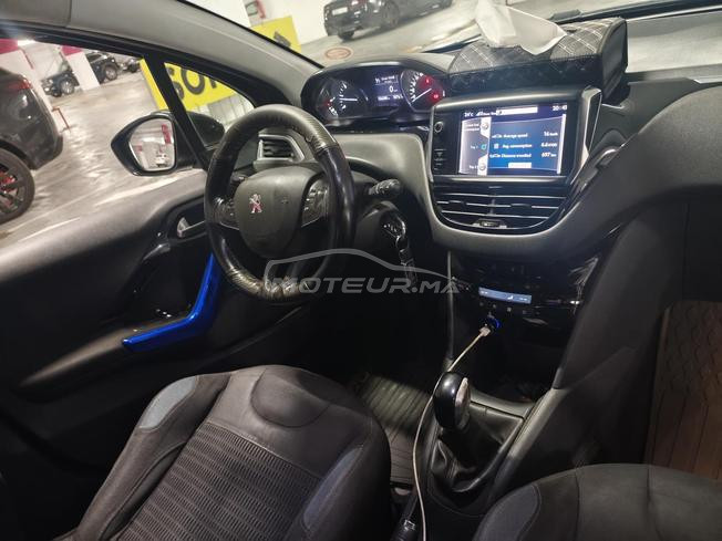Peugeot 208 Diesel Manuelle 2015 à Casablanca