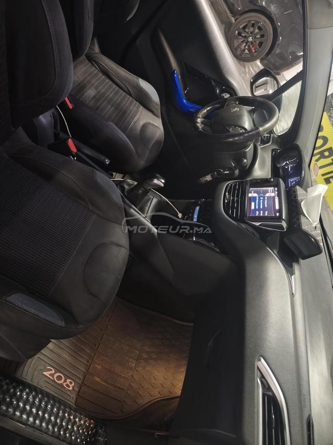 Peugeot 208 Diesel Manuelle 2015 à Casablanca