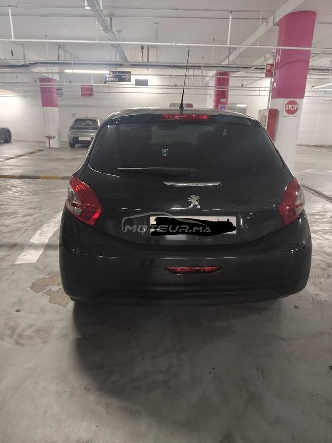 Peugeot 208 Diesel Manuelle 2015 à Casablanca