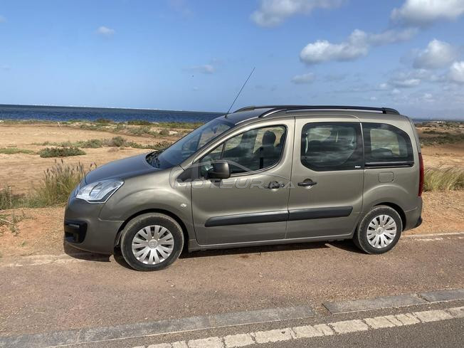 Citroën Berlingo Diesel Manuelle 2016 à Nador