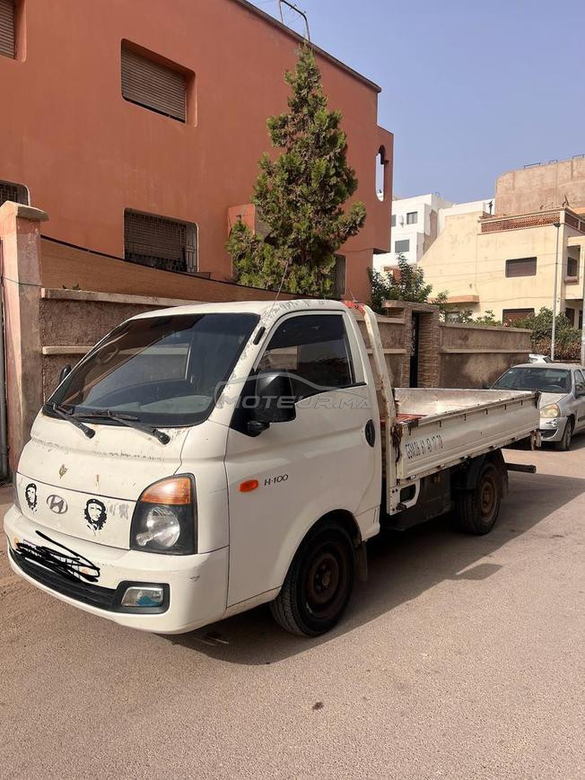 سيارةً للبيع حالة جيدة 