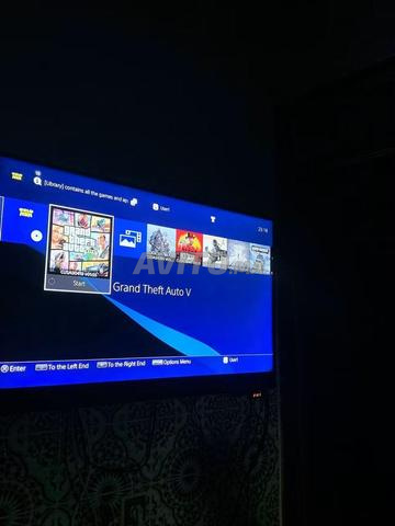 PlayStation 4 slim flashé - 2