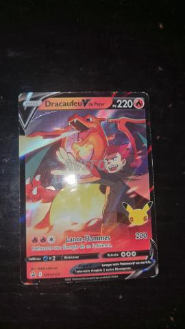 Carte pokemon dracaufeu V