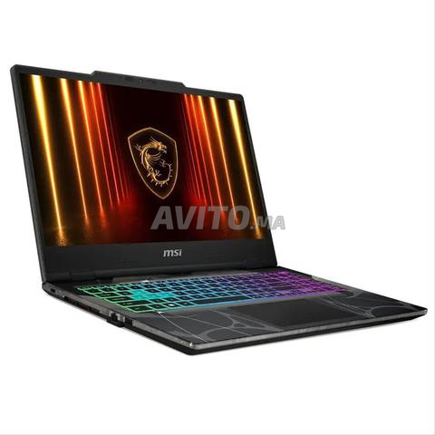 MSI CYBORG 15 B13WGKG-823FR