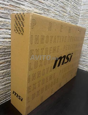 MSI CYBORG 15 B13WGKG-823FR