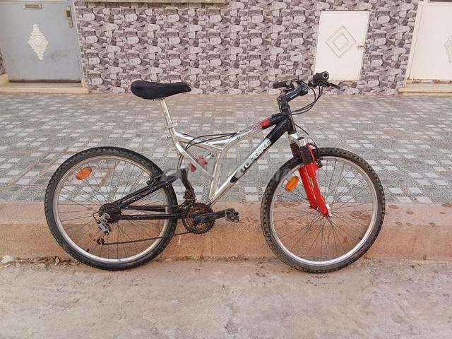 دراجة في حالة جيدة - 2