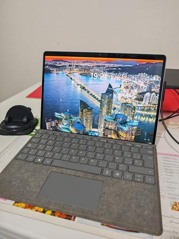 Microsoft Surface Pro 9 core i5 12e génération
