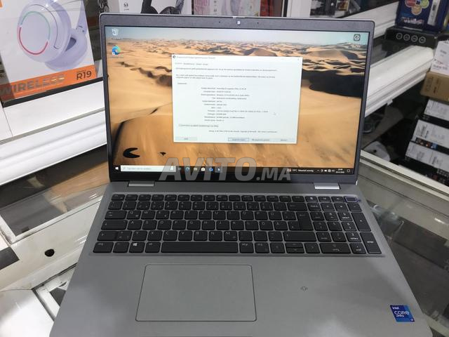 Dell Latitude 5520 i7  11 gén 8G  Ram 256 SSD