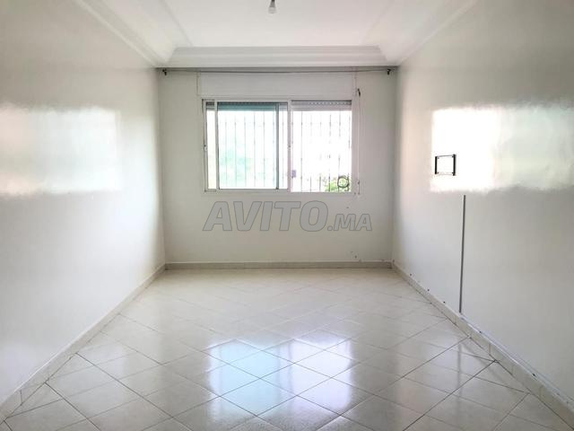Appartement à louer 64 m² à Casablanca - 2