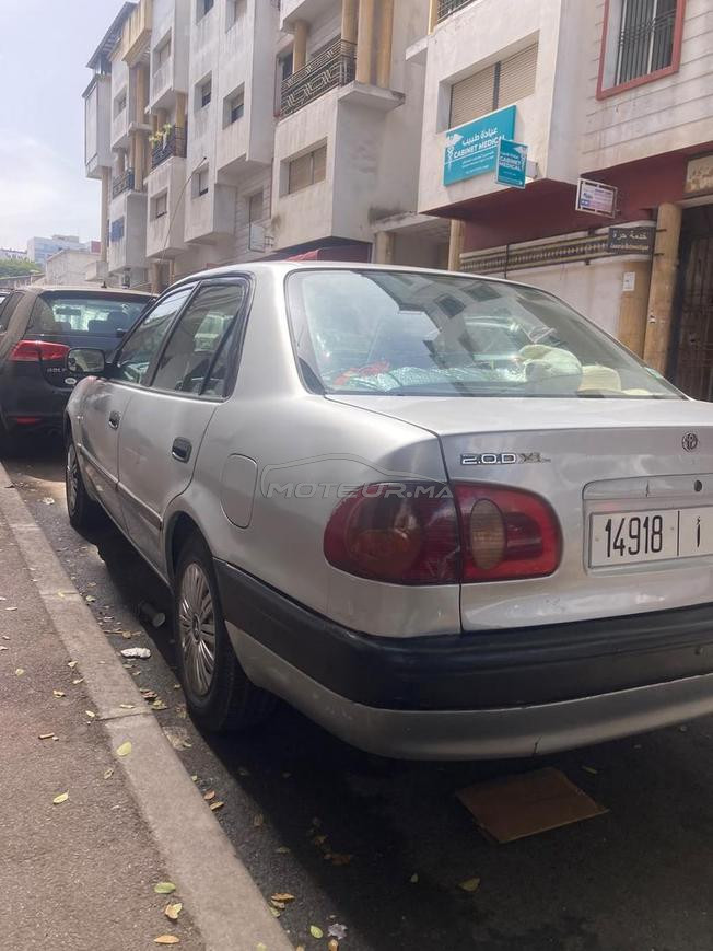 Toyota corolla modèle 2001