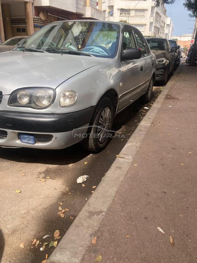 Toyota corolla modèle 2001