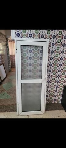 باب ألومنيوم