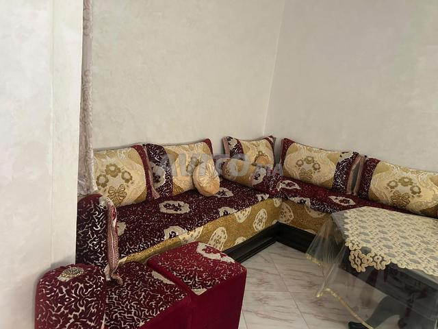 صالون مغربي مع زربية للبيع – في حالة جيدة - 2