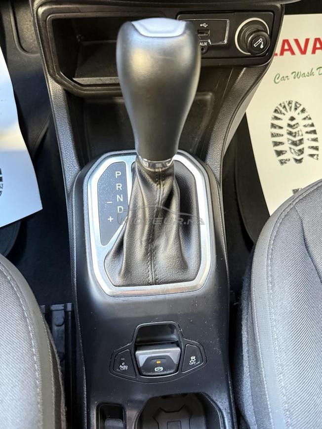 jeep renegade hybride 2024