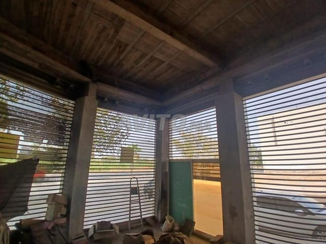 محل للبيع - 2