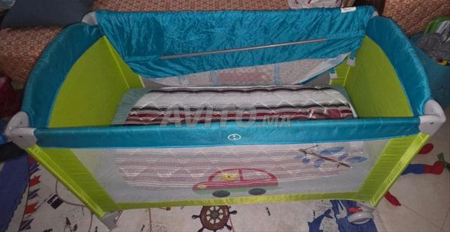 Maxi cosi et lit bébé pliable - 2