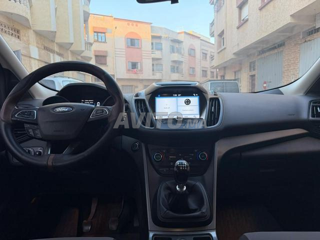 Ford Kuga de première main - 2