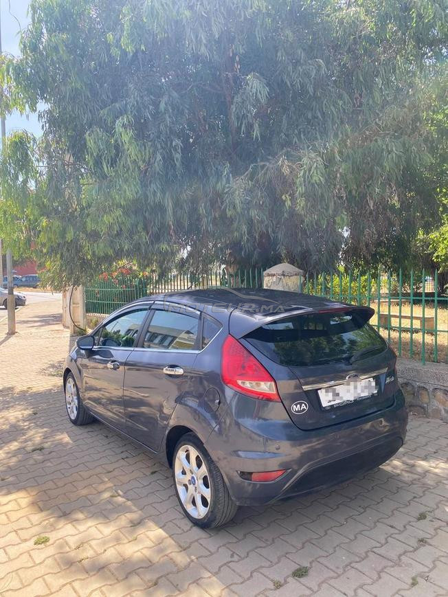 FORD FIESTA TITANIUM