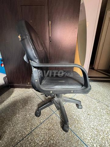 Chaise de bureau confortable avec roulettes - 2