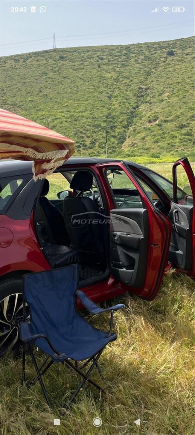 à vendre belle voiture C4-PICASSO 