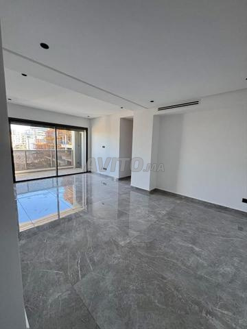 Appartement Haut Standing sur Cfc avec Piscine - 2